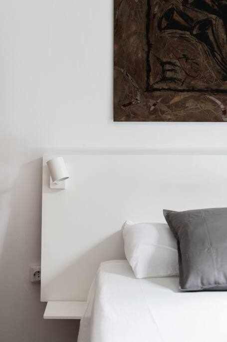 Lujoso Apartamento Con Patio En Triana Sevilla Exterior photo