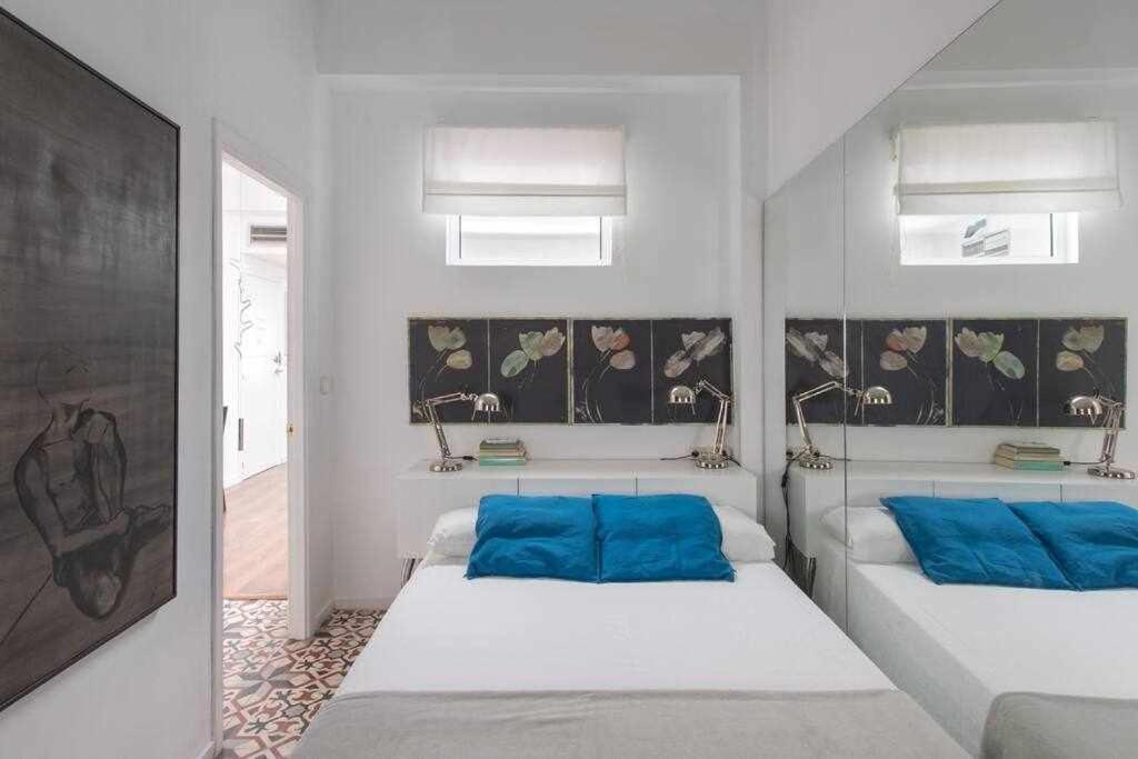 Lujoso Apartamento Con Patio En Triana Sevilla Exterior photo