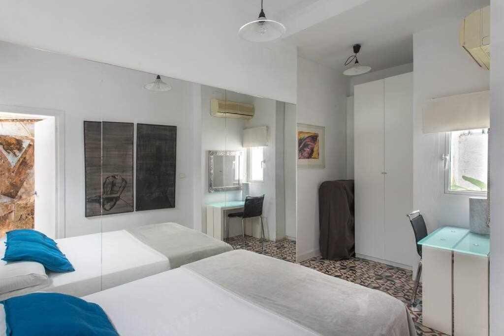 Lujoso Apartamento Con Patio En Triana Sevilla Exterior photo