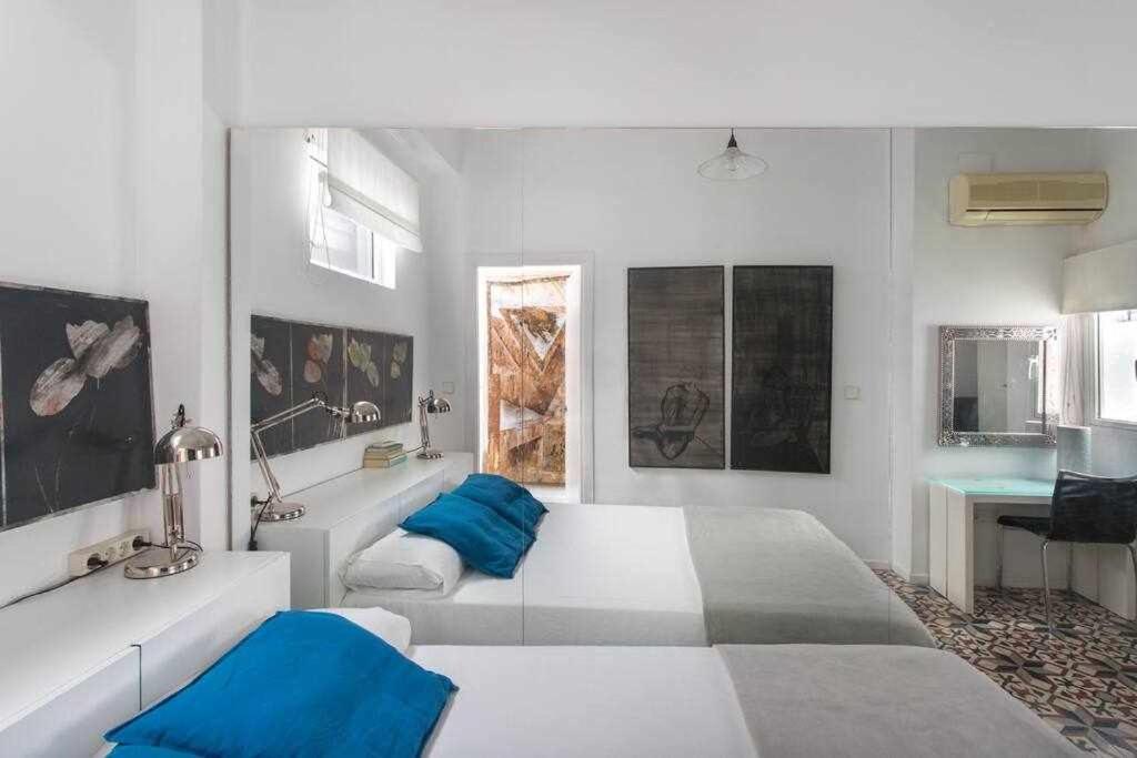 Lujoso Apartamento Con Patio En Triana Sevilla Exterior photo