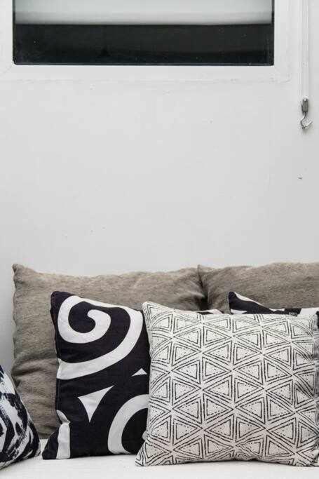 Lujoso Apartamento Con Patio En Triana Sevilla Exterior photo